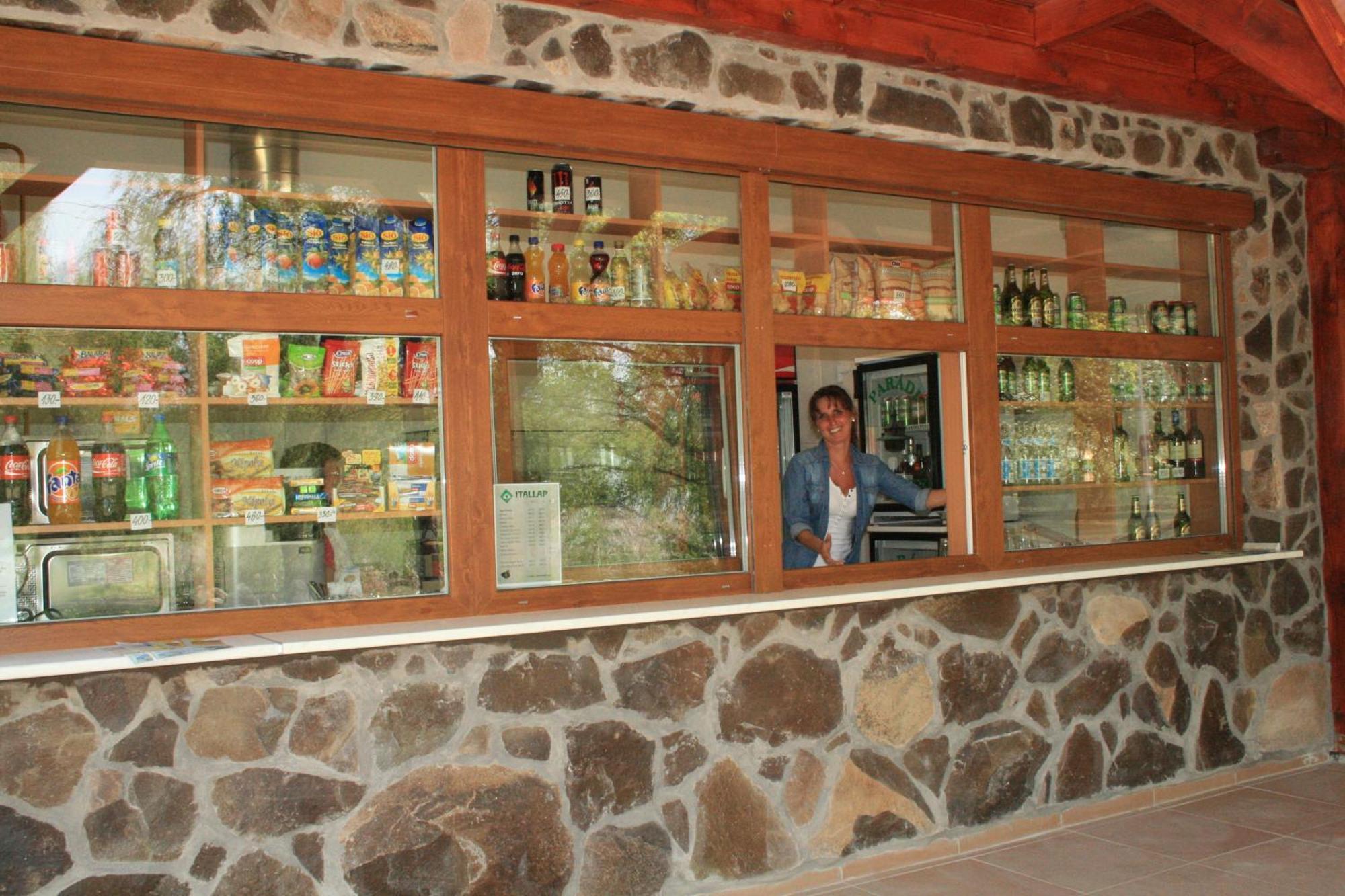 玛特纳吉姆平公寓酒店 玛塔弗瑞德 外观 照片
